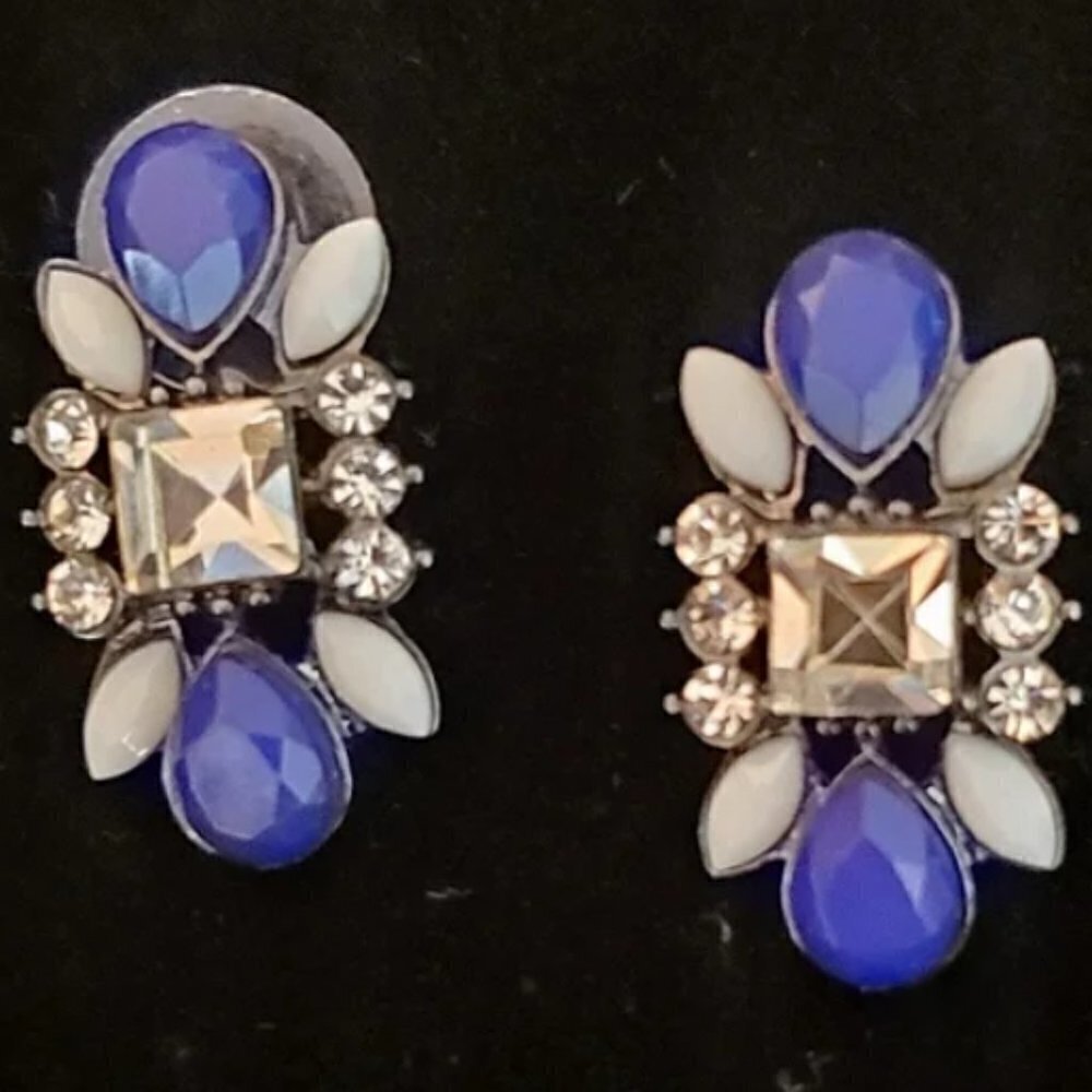 β¨Duchess Cluster Rhinestone n Pear Earrings. π΄